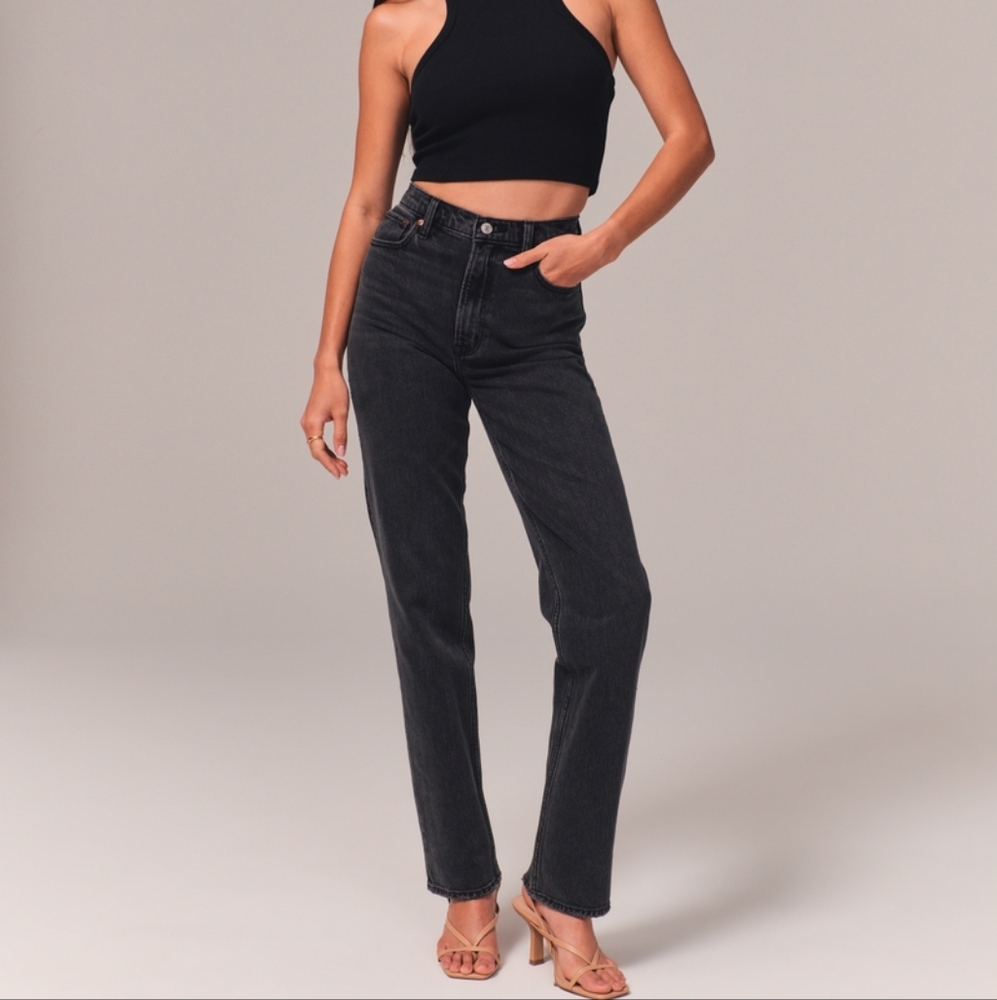 Abercrombie & Fitch High Rise Straight Jeans - Washed Black